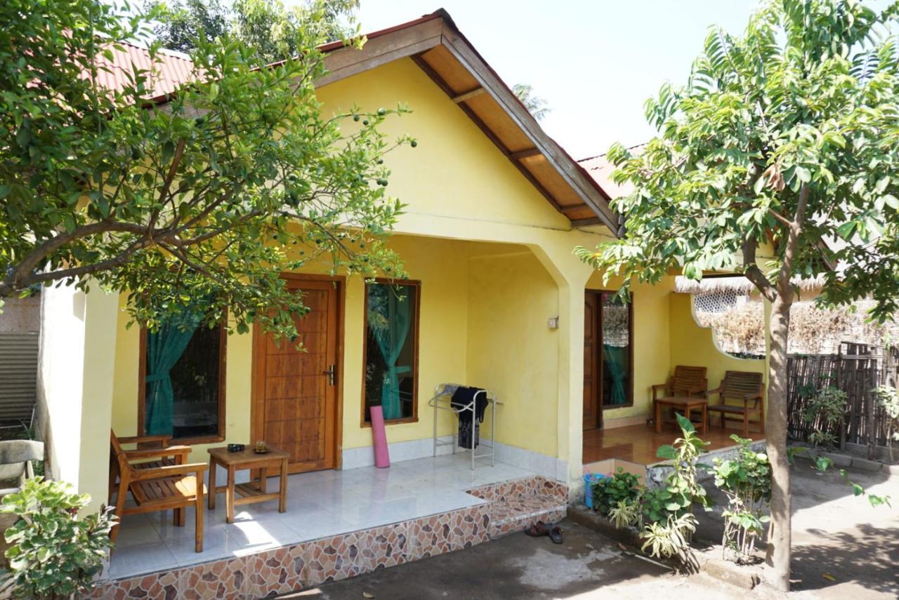Aura Guest House Gili Air Exterior photo