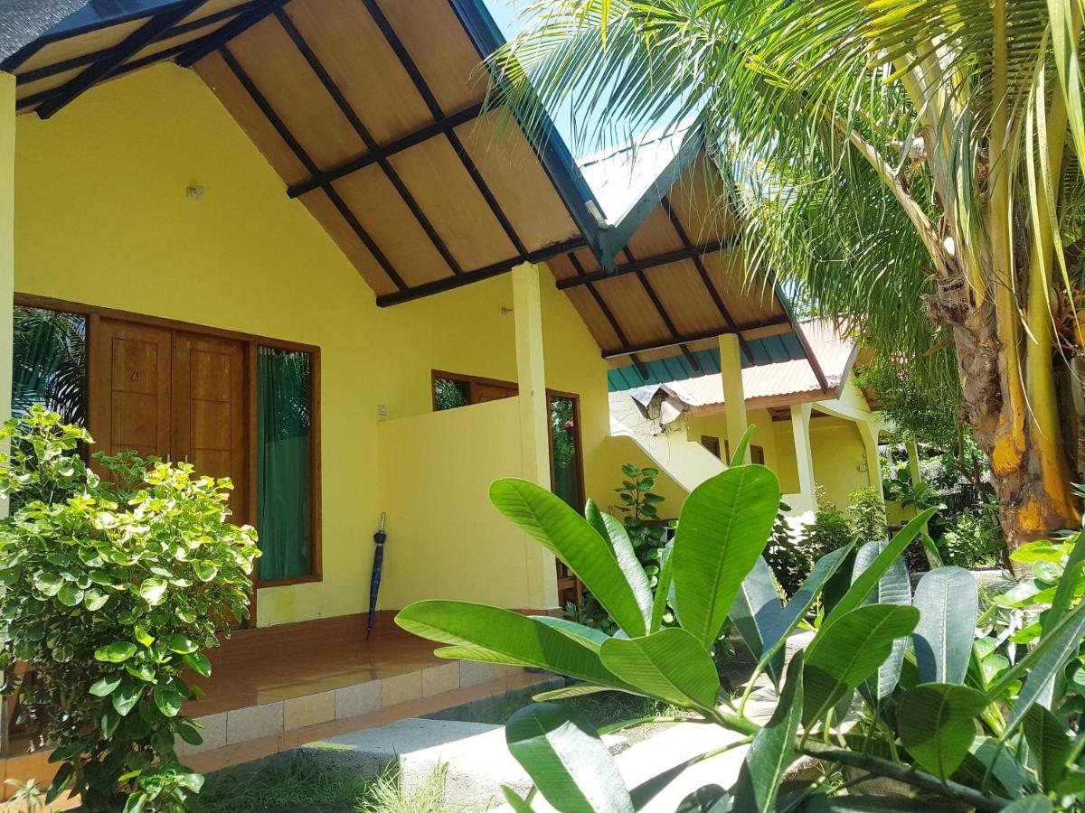Aura Guest House Gili Air Exterior photo