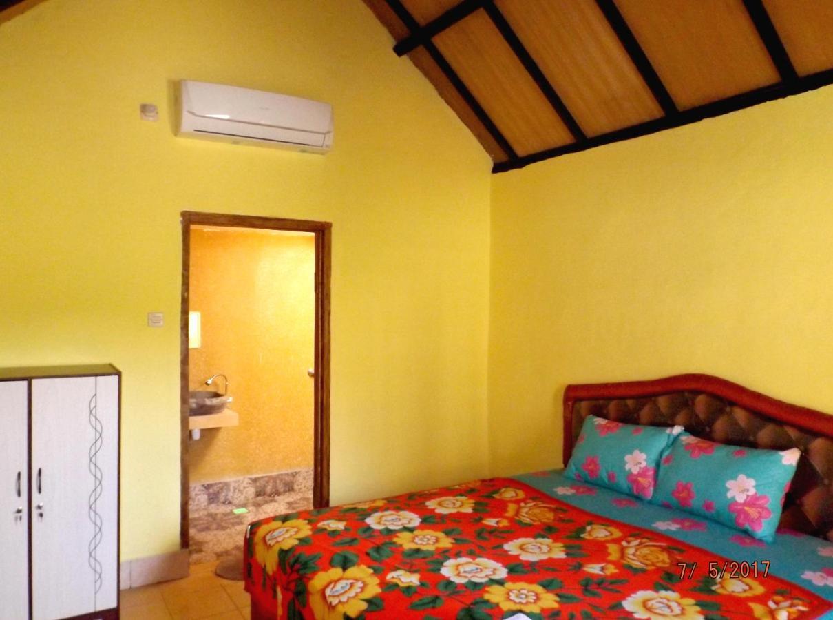 Aura Guest House Gili Air Exterior photo
